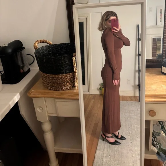 Long Sleeve Cutout Maxi Dress in Dark Brown - Picture 4 of 5